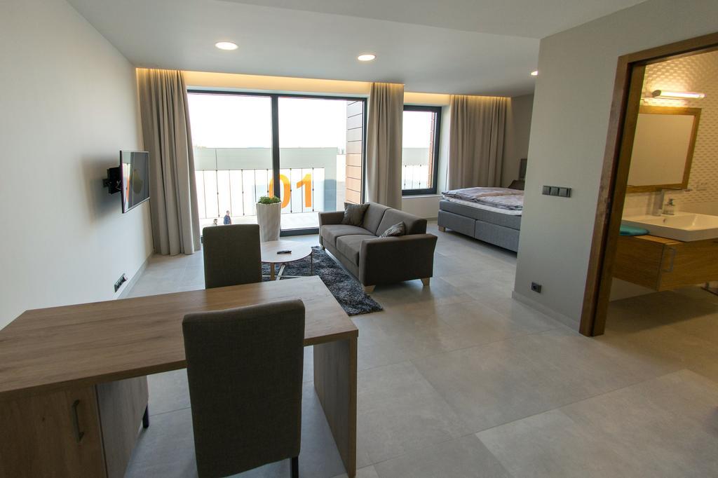 Mg Restaurace/Luxury Apartments Mladá Boleslav Esterno foto