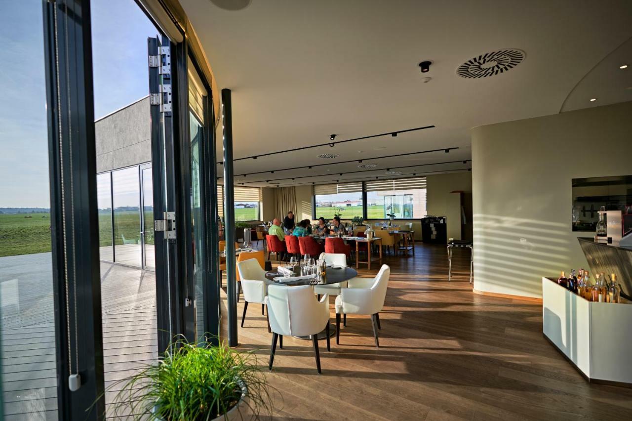 Mg Restaurace/Luxury Apartments Mladá Boleslav Esterno foto
